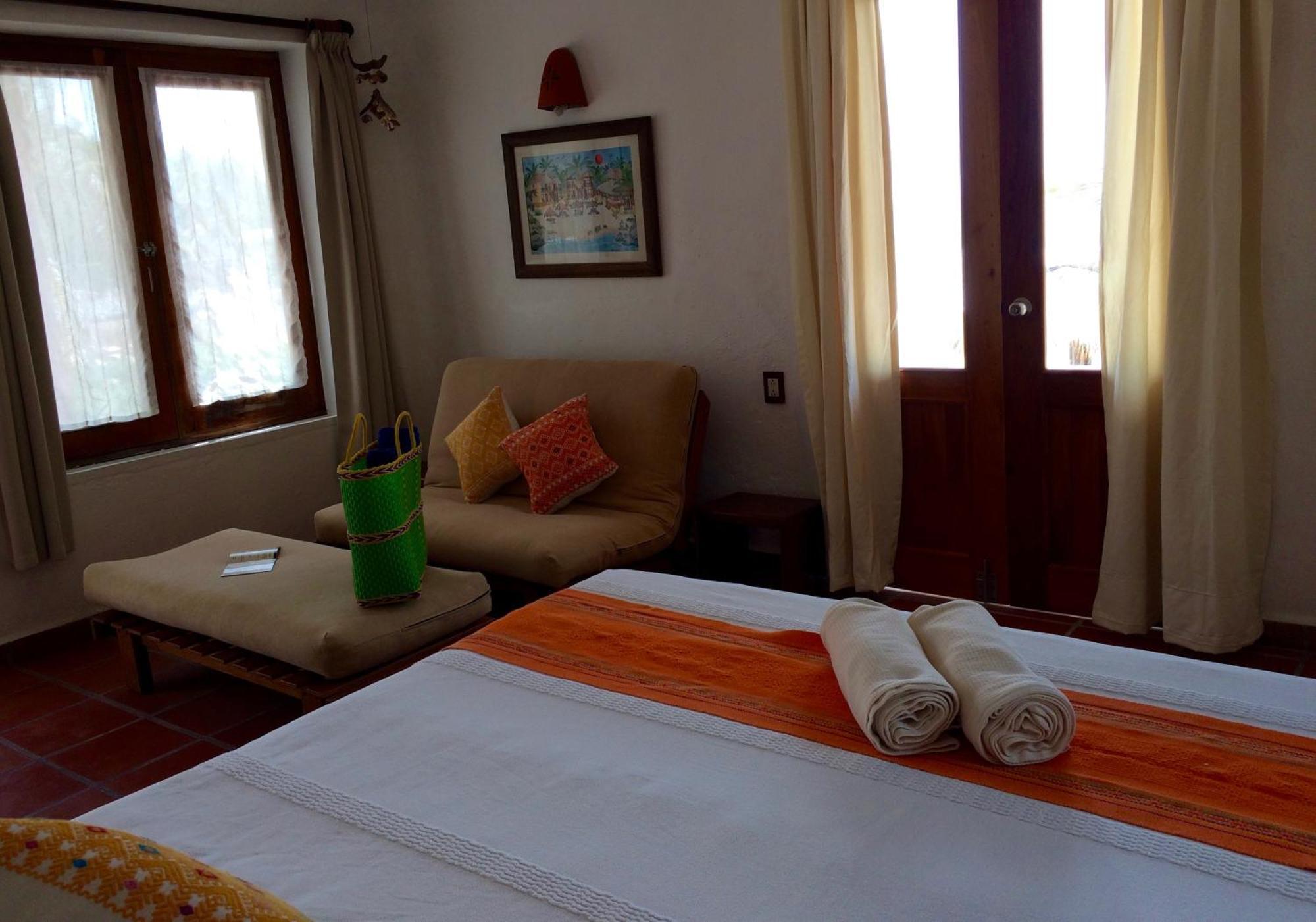 Hotel Piedra Escondida Tulum Pueblo Buitenkant foto
