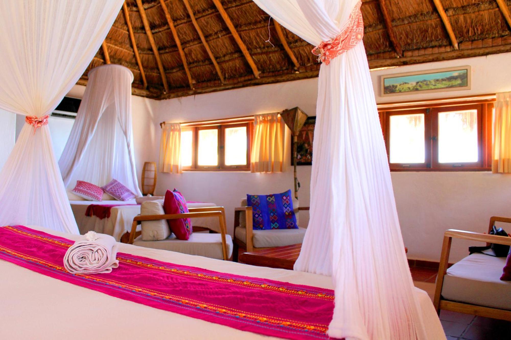 Hotel Piedra Escondida Tulum Pueblo Buitenkant foto