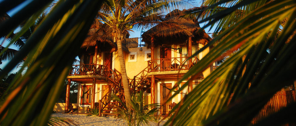 Hotel Piedra Escondida Tulum Pueblo Buitenkant foto