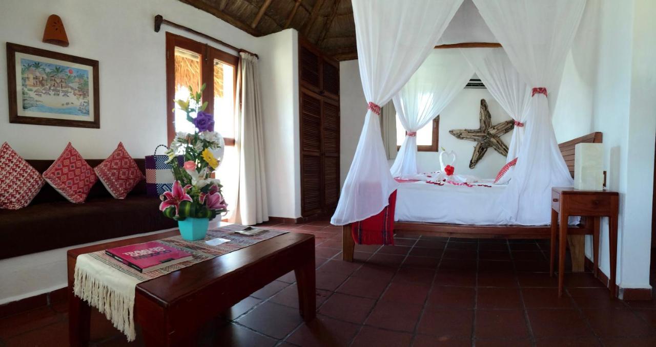 Hotel Piedra Escondida Tulum Pueblo Buitenkant foto