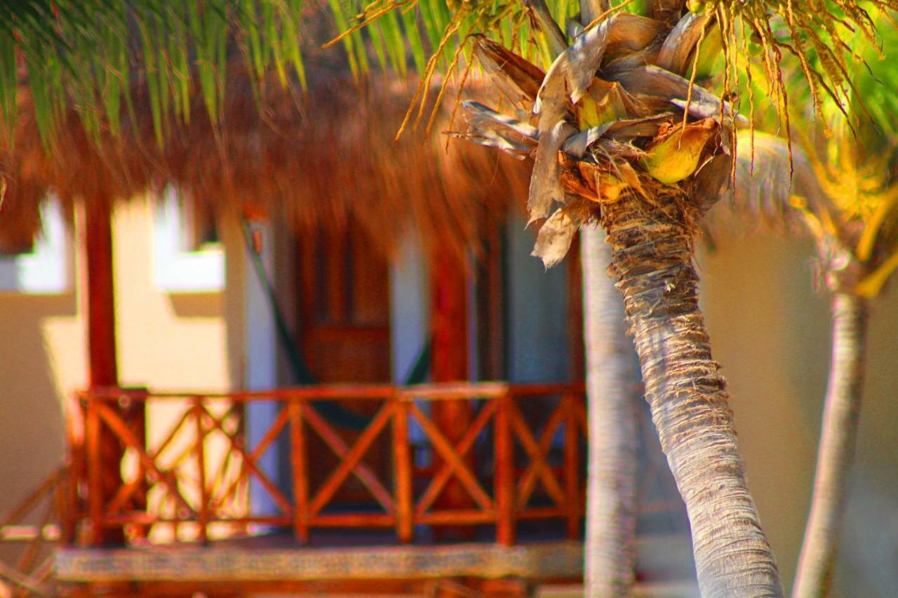 Hotel Piedra Escondida Tulum Pueblo Buitenkant foto